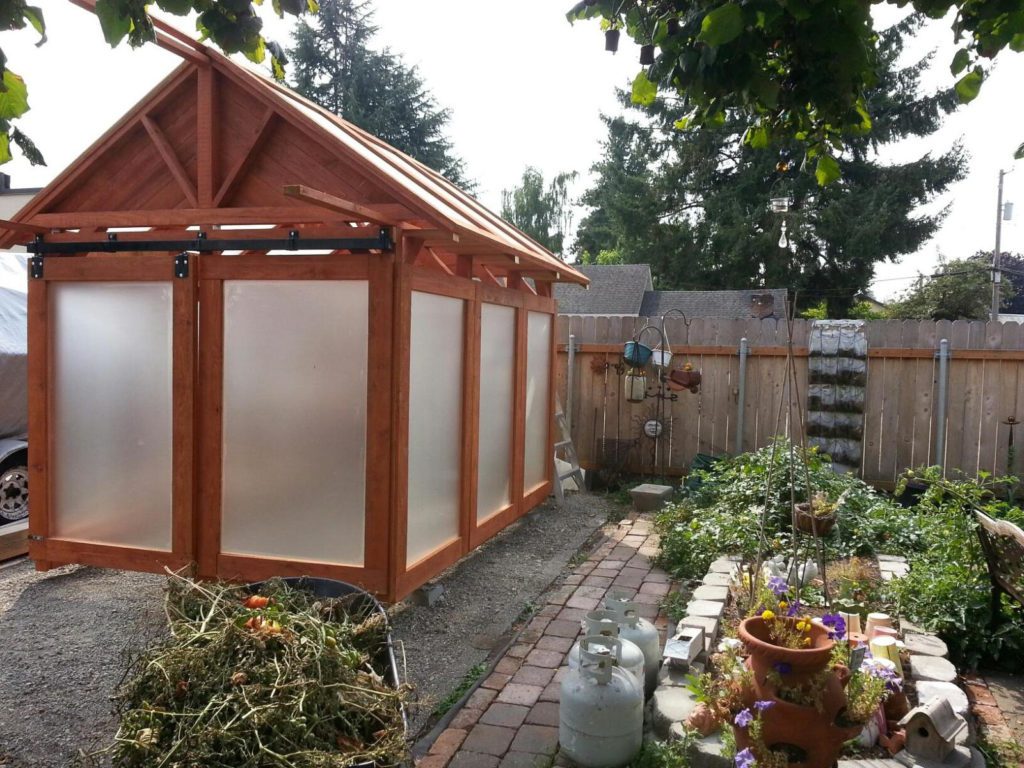 Greenhouse from Manufacturing Waste